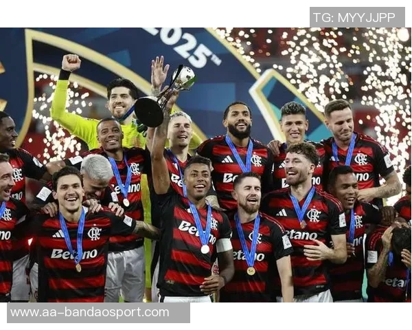 达尼洛称赞巴黎圣日耳曼实力弗拉门戈誓言争夺洲际杯荣耀