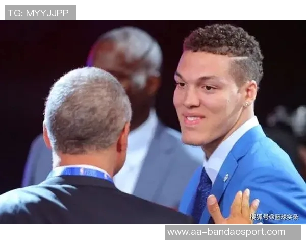 阿隆戈登称赞沃特森进步显著攻防两端均为球队增添价值