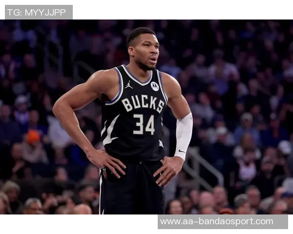 字母哥半场表现抢眼贡献10分4板5助频繁强攻制造犯规罚球命中率高