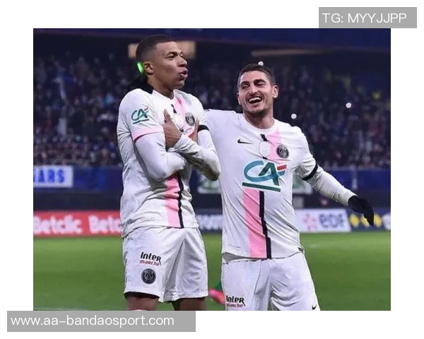 曼联或将降薪续约33岁卡塞米罗老将价值不容小觑