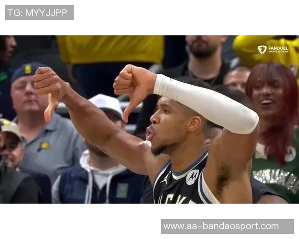 字母哥因左腹股沟拉伤遗憾退赛球迷心痛不已 字母哥因左腹股沟拉伤遗憾退赛球迷心痛不已