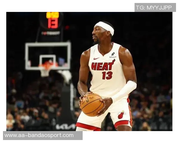 阿德巴约表现出色砍下20分10板助球队抵挡失利压力 阿德巴约表现出色砍下20分10板助球队抵挡失利压力